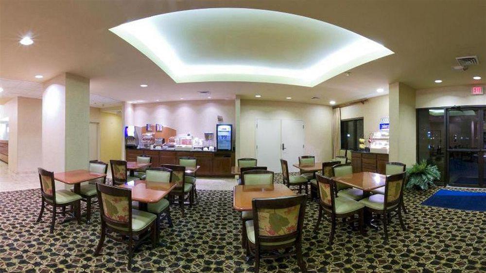 Holiday Inn Express Tampa-Brandon By Ihg Extérieur photo