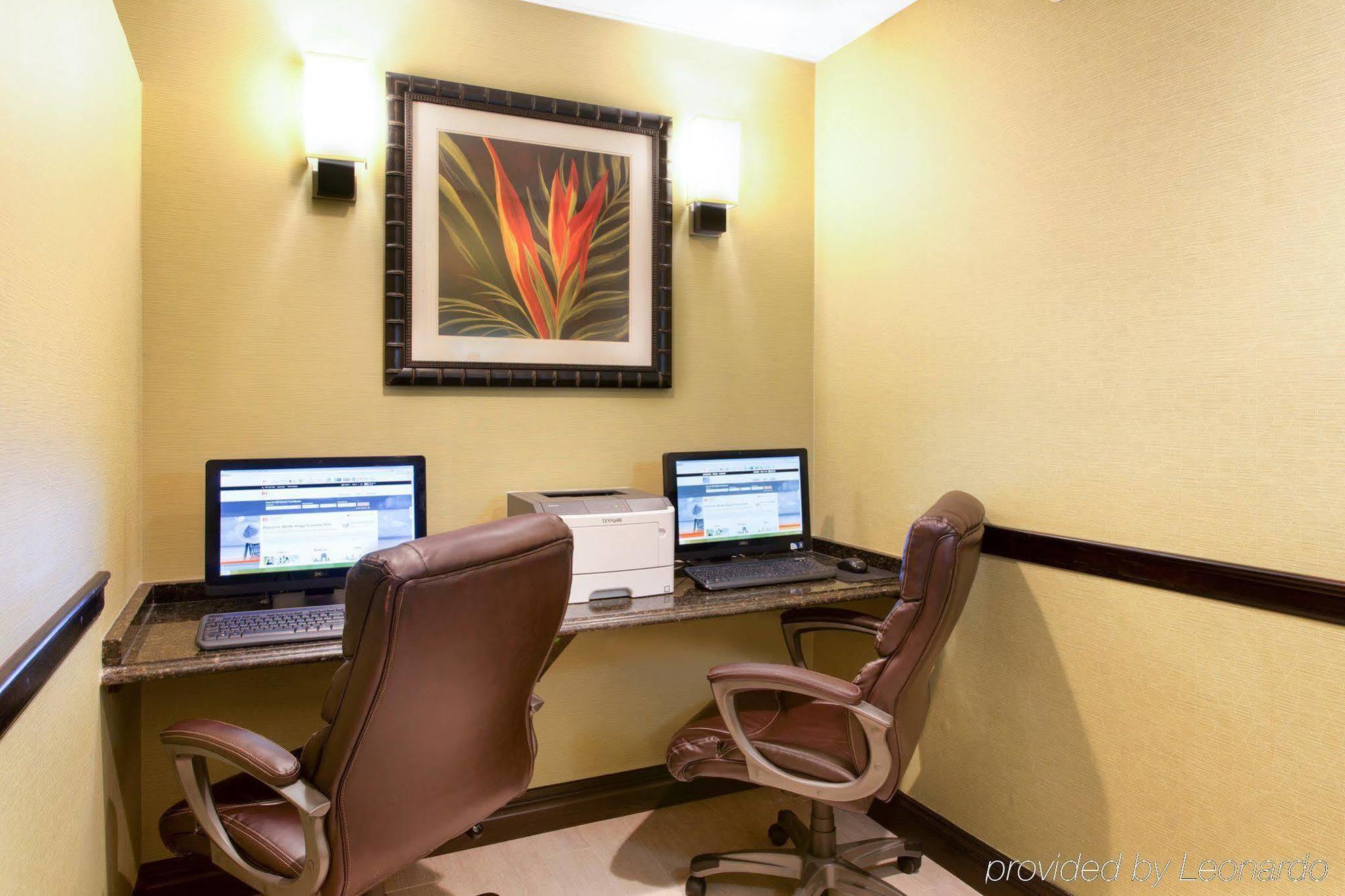 Holiday Inn Express Tampa-Brandon By Ihg Extérieur photo