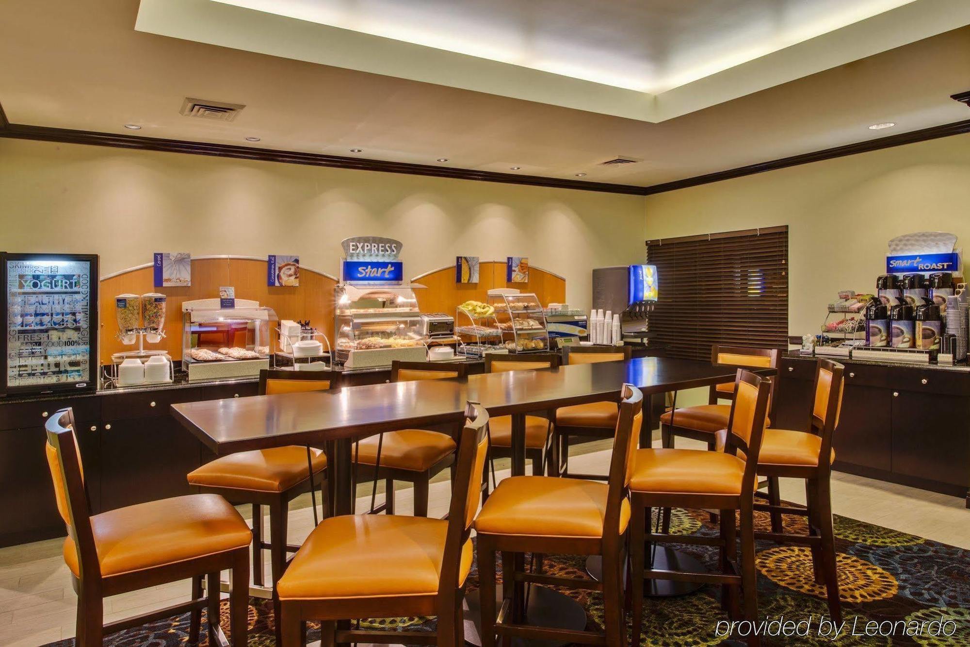 Holiday Inn Express Tampa-Brandon By Ihg Extérieur photo