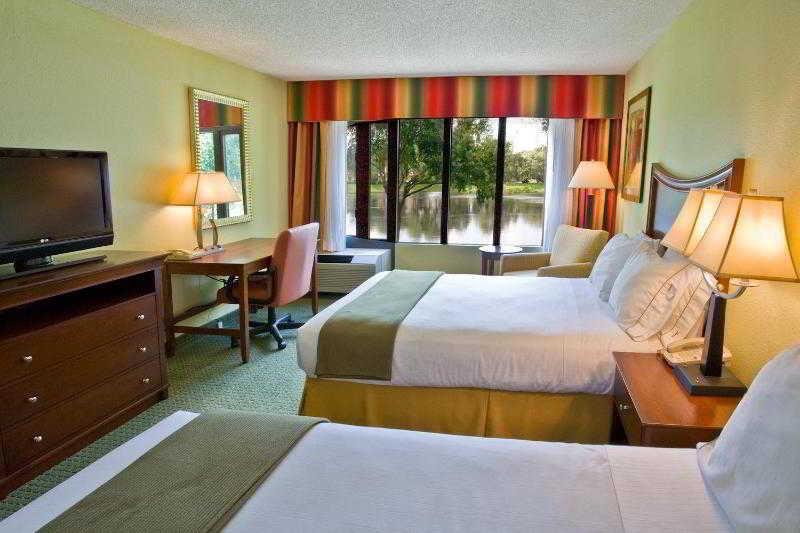 Holiday Inn Express Tampa-Brandon By Ihg Extérieur photo